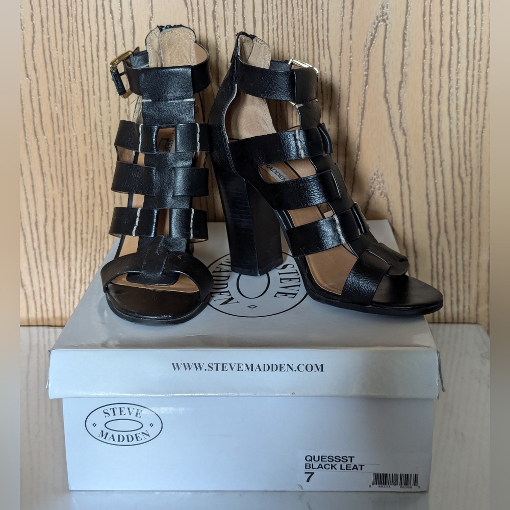 Steve Madden Quessst Heels